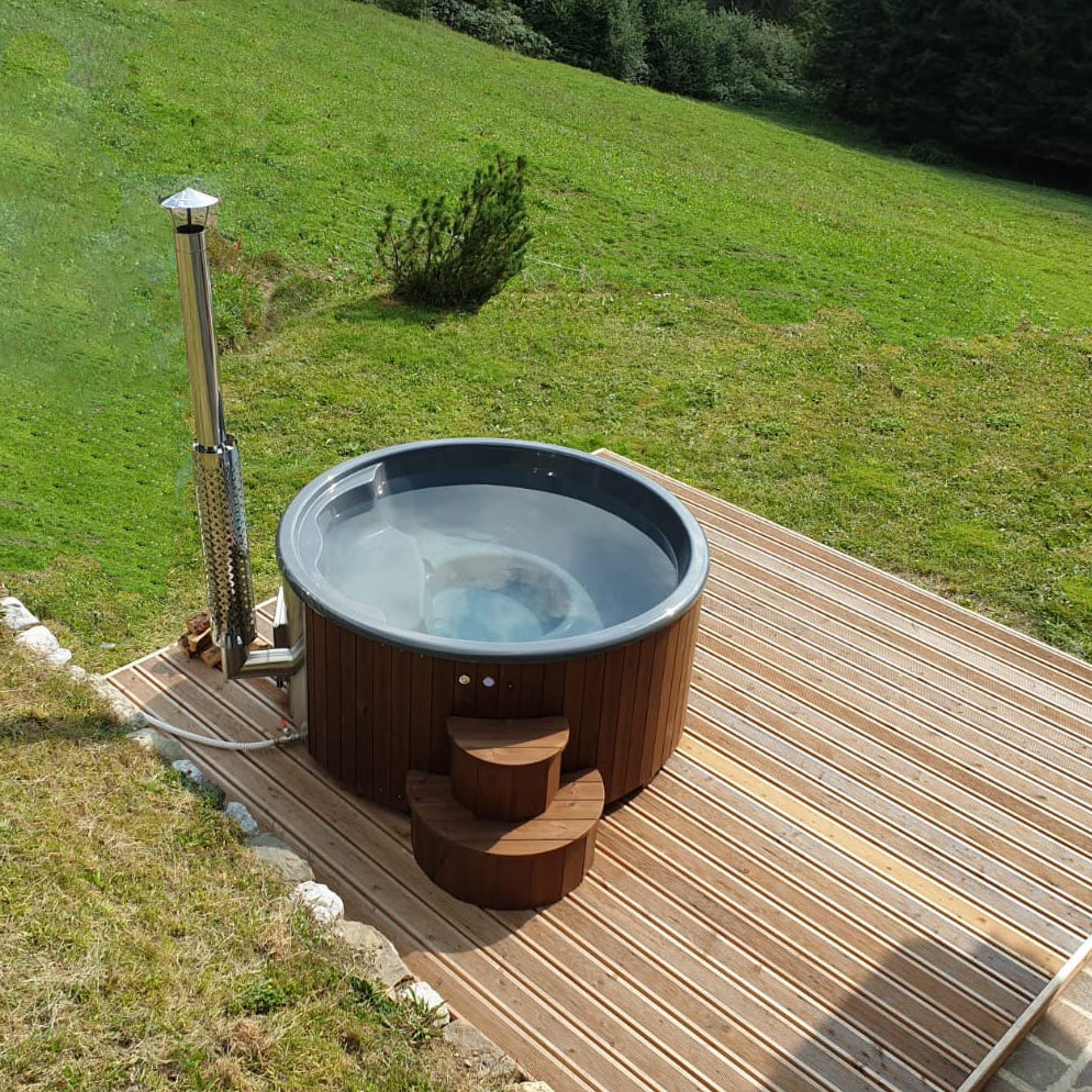 SaunaLife Outdoor Wood Burning Hot Tub Model S4B