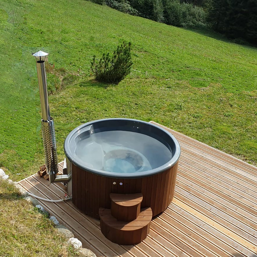 SaunaLife Outdoor Wood Burning Hot Tub Model S4B